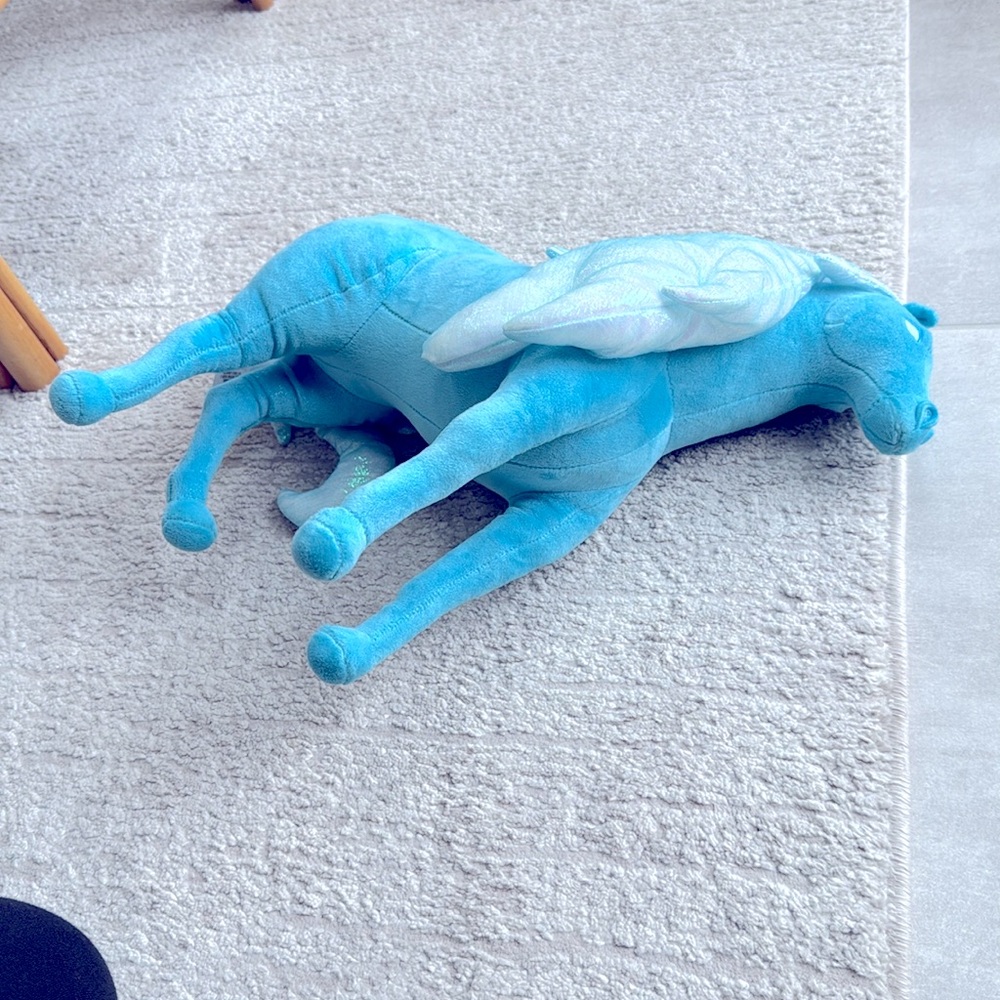 *LIKE NEW* Disney Store Frozen 2 Nokk Poseable Blue Horse Plush Collectible Toy - Picture 7 of 7